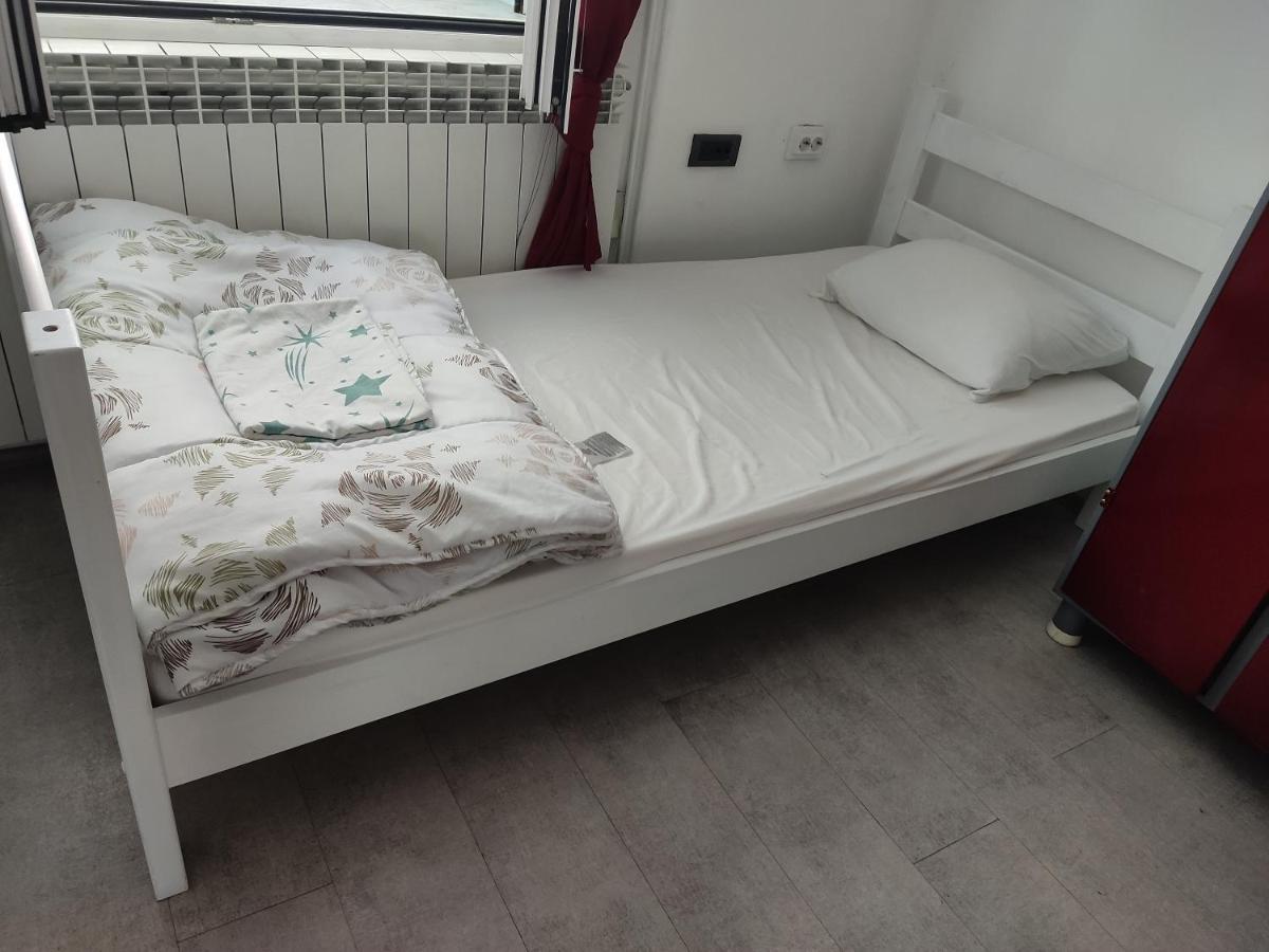 River Hostel Belgrade Luaran gambar